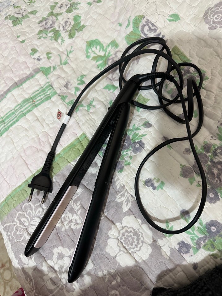 Siyah Babyliss Saç Düzleştirici - Görsel 3
