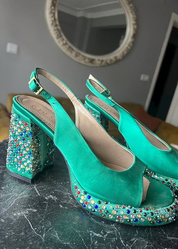 Yeşil Parlak Platform Topuklu Kadın Ayakkabı - Görsel 3