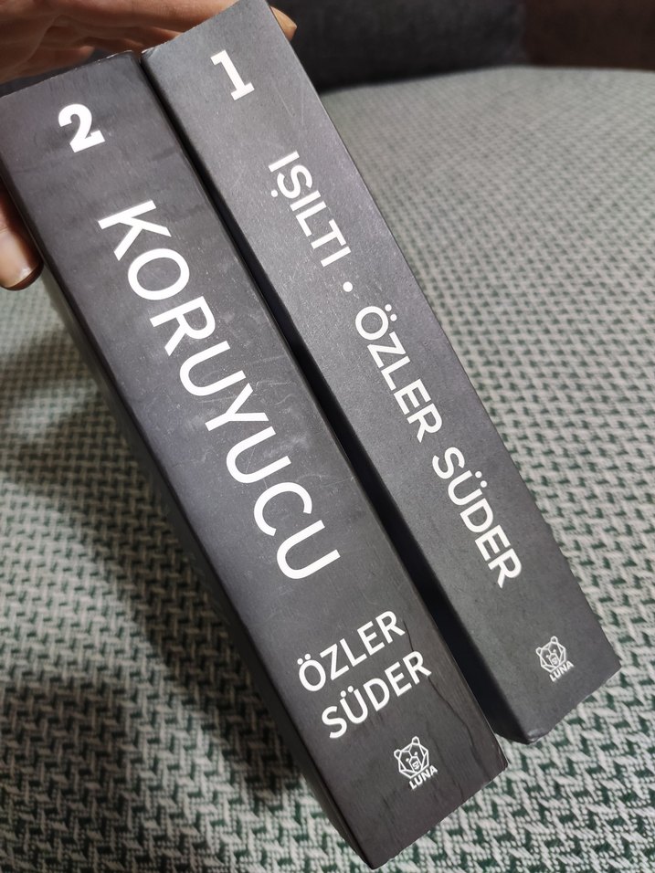 Işıltı ve Koruyucu Roman Seti - Görsel 2