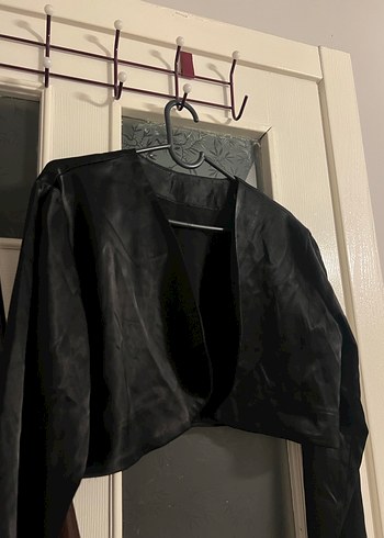 Siyah Drapeli Bolero