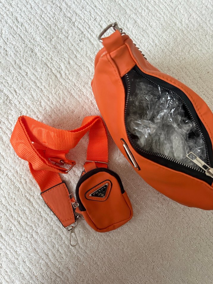 Zincir Detaylı Turuncu Kadın Çanta - Görsel 3