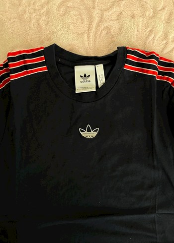 Siyah Kısa Kollu Adidas Erkek Tişört - Görsel 2