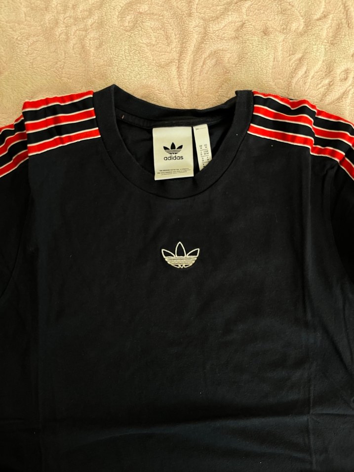 Siyah Kısa Kollu Adidas Erkek Tişört - Görsel 2