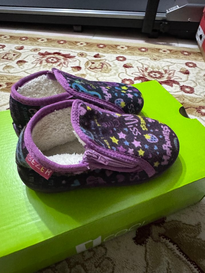 Mor Nakışlı Kız Çocuk Sıcak Terlik - Görsel 3