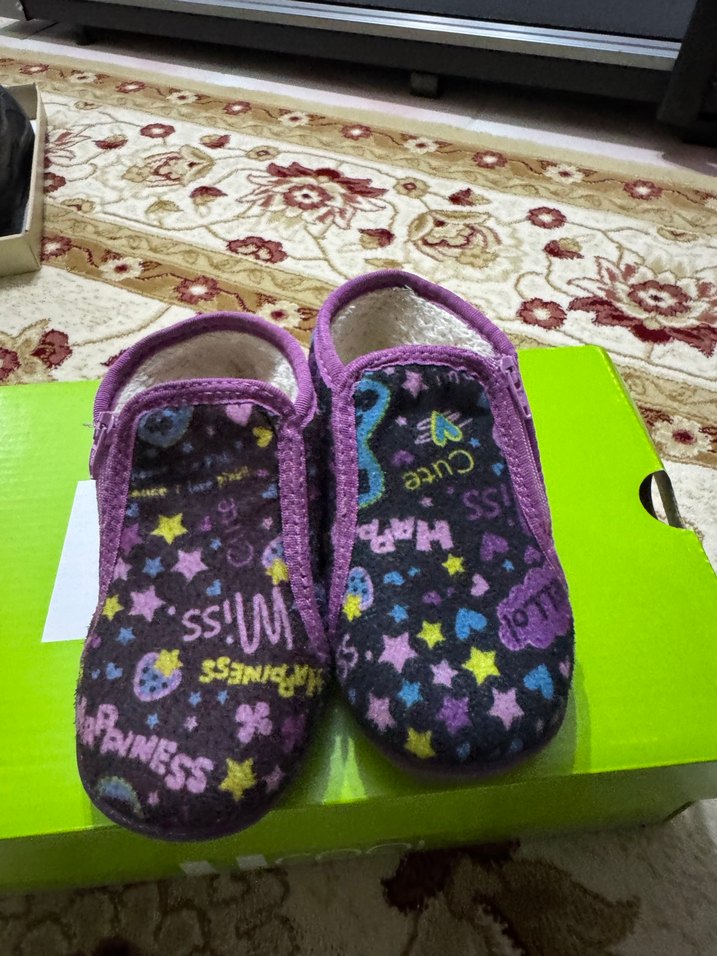 Mor Nakışlı Kız Çocuk Sıcak Terlik - Görsel 2