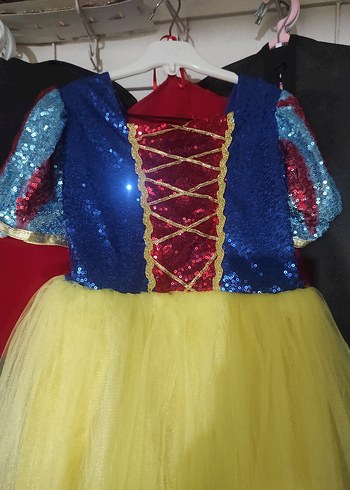 Walt Disney World Sarı Straplez Nakışlı Kız Çocuk Kostümü