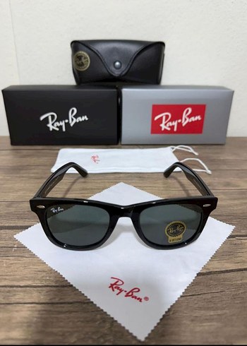 Ray Ban
