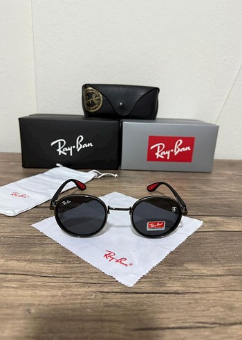 Ray Ban