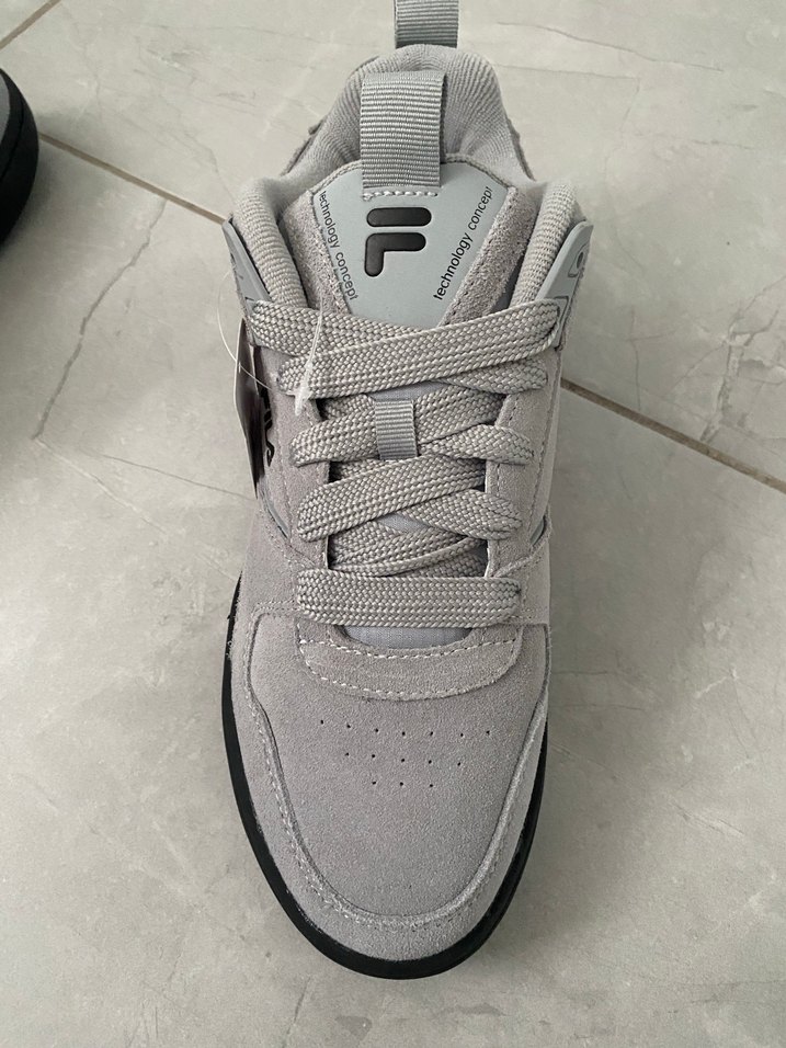 Gri erkek Fila Spor Ayakkabı - Görsel 3