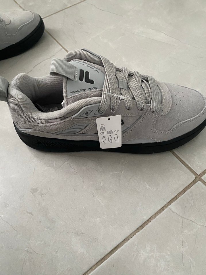 Gri erkek Fila Spor Ayakkabı - Görsel 2