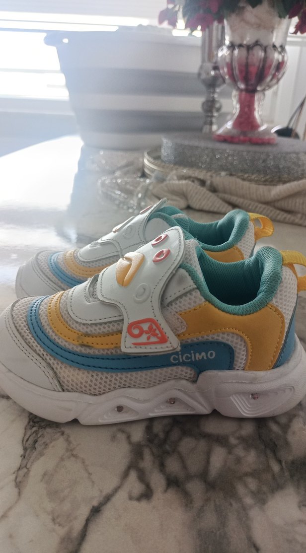 Renkli  Çocuk Spor Ayakkabı - Görsel 2