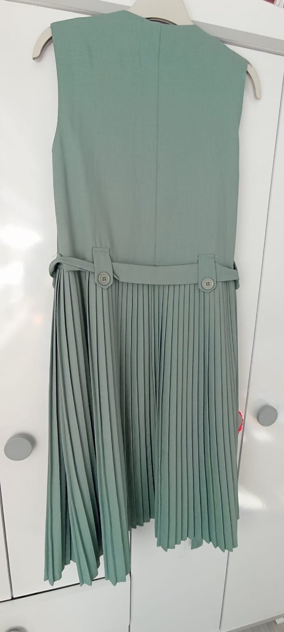 Yeşil Piliseli Uzun Kadın Elbise - Görsel 2