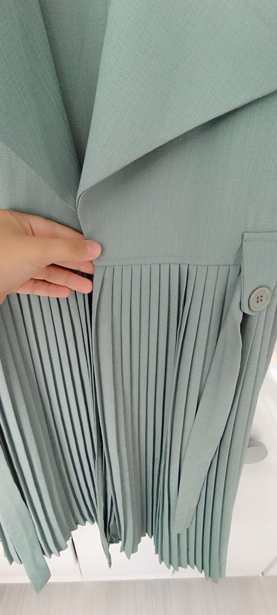 Yeşil Piliseli Uzun Kadın Elbise - Görsel 4