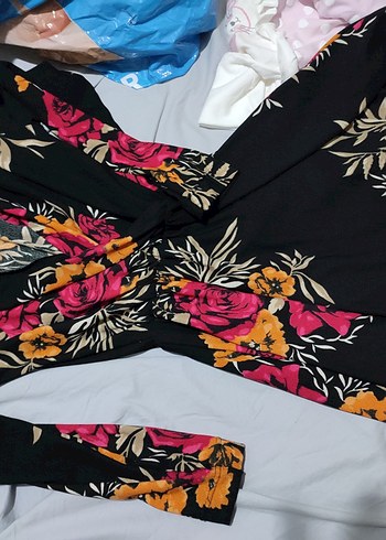 Çiçek Desenli V Yaka Bohem Elbise - Görsel 3