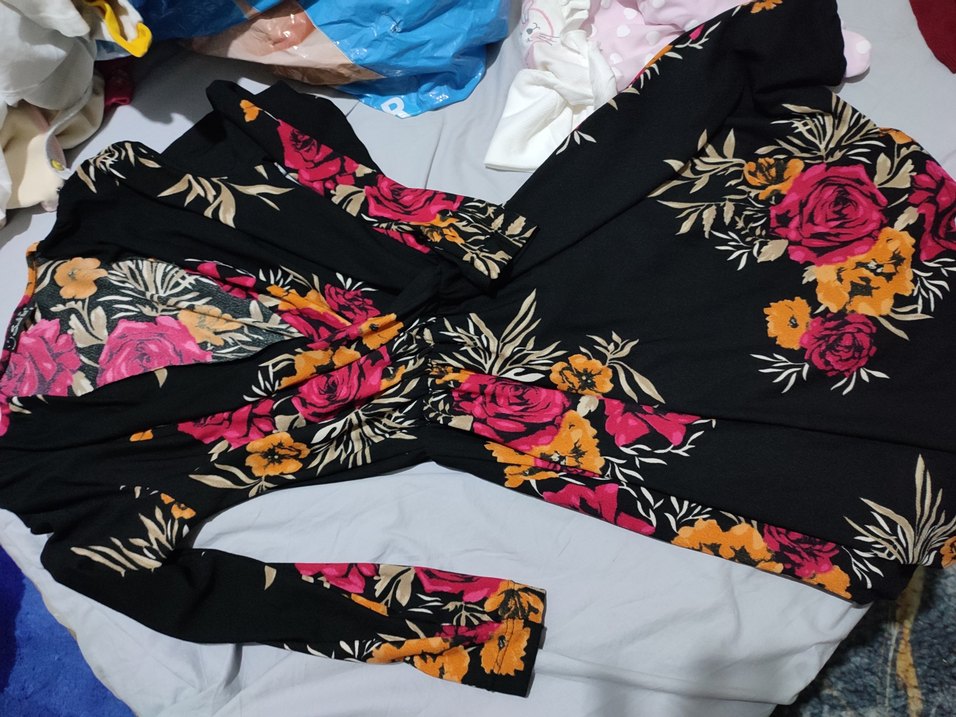 Çiçek Desenli V Yaka Bohem Elbise - Görsel 3