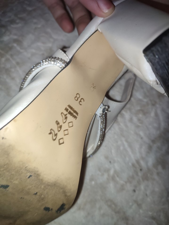 topuklu ayakkabılar - Görsel 3