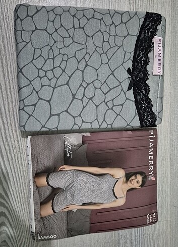Penti Kadın askılı şortlu pijama takımı