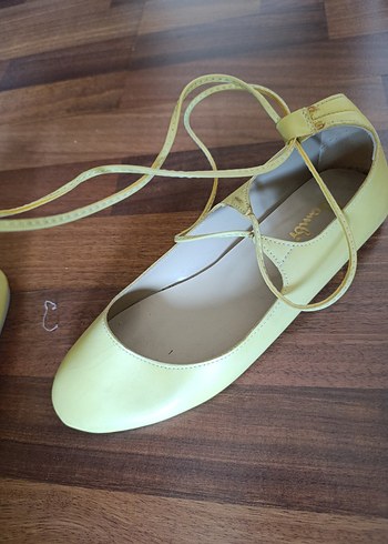 Sarı Bağcıklı Blok Topuk Kadın Babet - Görsel 3