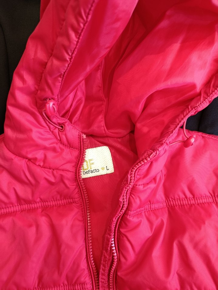 Kapüşonlu Kırmızı Fermuarlı Yelek - Görsel 2