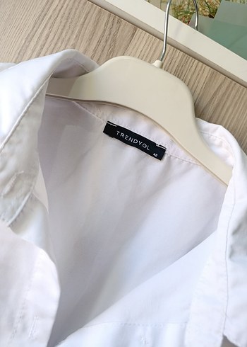 Düğmeli Beyaz Keten Midi Elbise - Görsel 3