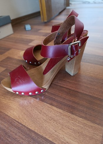 Kırmızı Ahşap Topuklu Bohem Sandalet - Görsel 6