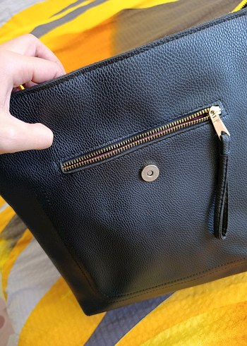 Siyah Deri Fermuarlı Kadın Çantası - Görsel 3