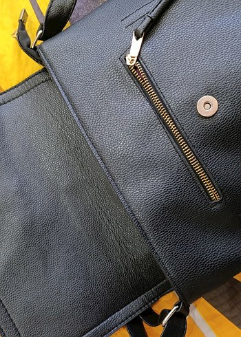 Siyah Deri Fermuarlı Kadın Çantası - Görsel 6