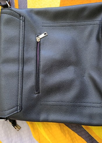 Siyah Deri Fermuarlı Kadın Çantası - Görsel 2