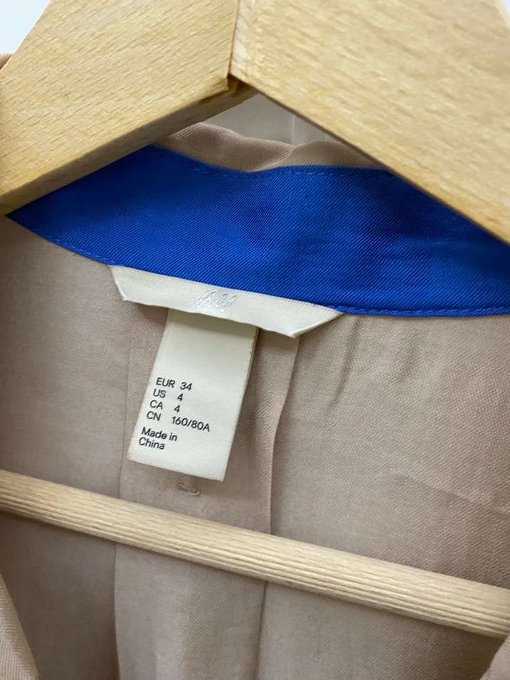 H&M marka Bej Düğmeli Uzun Kollu Kadın Gömlek - Görsel 2