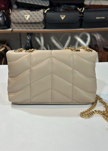 Yves Saint Laurent Bej Zincir Detaylı Kadın Çanta