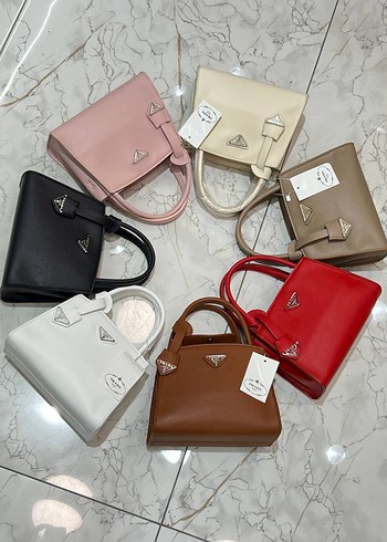 Prada Prada Siyah Deri Kadın Çanta