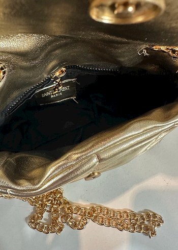 Yves Saint Laurent Zincir Detaylı Altın Rengi Yılan Desenli Deri Çanta