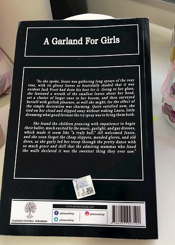 A Garland for Girls - Louisa May Alcott ingilizce - Görsel 2
