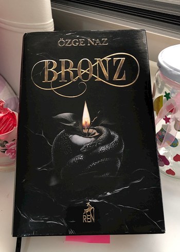 Bronz - Özge Naz Romanı