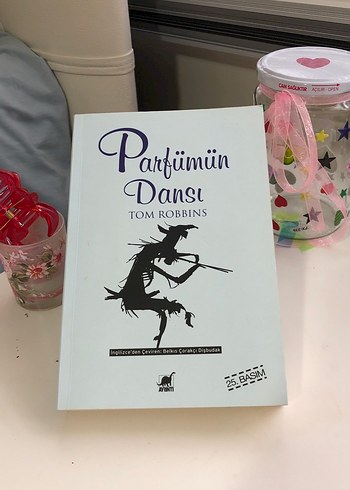 Parfümün Dansı - Tom Robbins