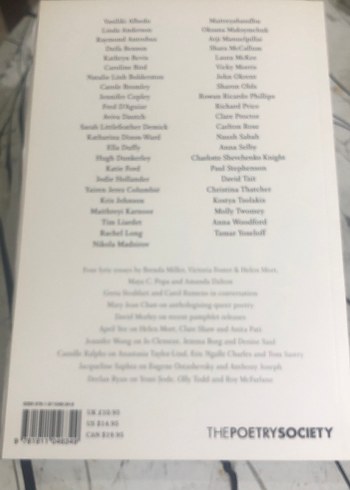 The Poetry Review - Şiir Kitabı ingilizce - Görsel 2