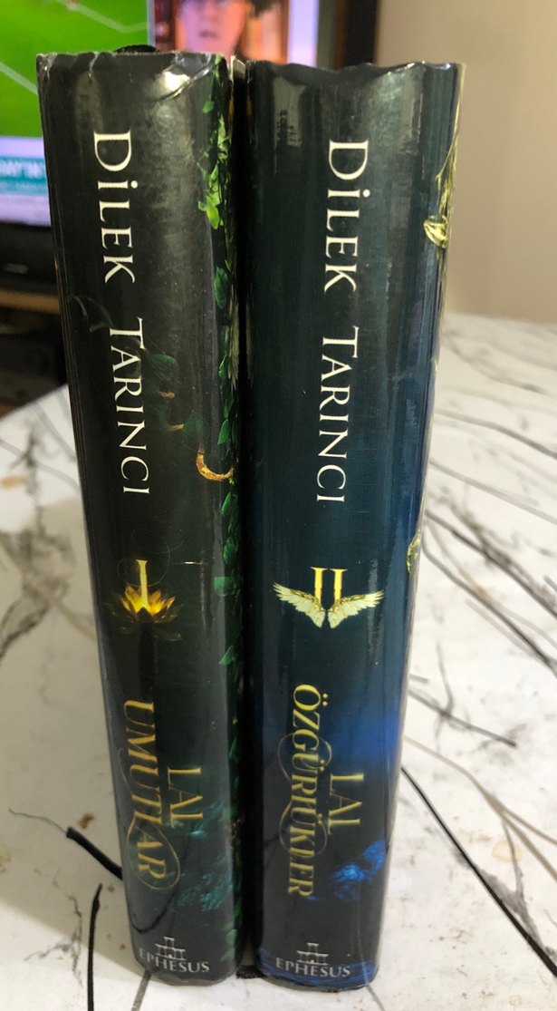 Lal Özgürlükler - Dilek Tarıncı Roman Seti - Görsel 2