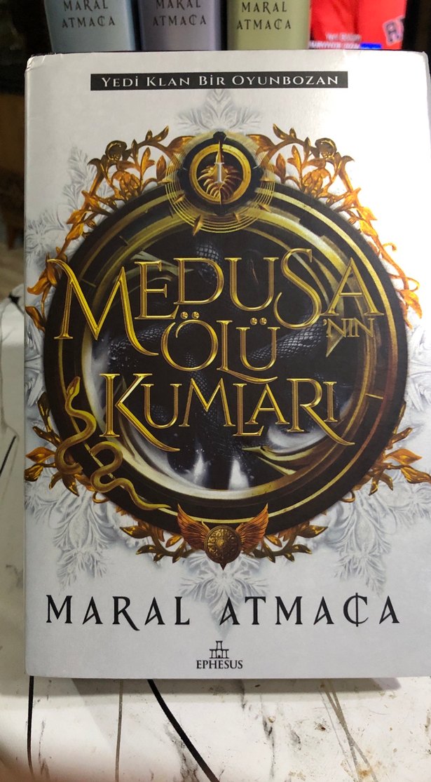 Maral Atmaca - Medusa'nın Ölü Kumları Serisi - Görsel 3