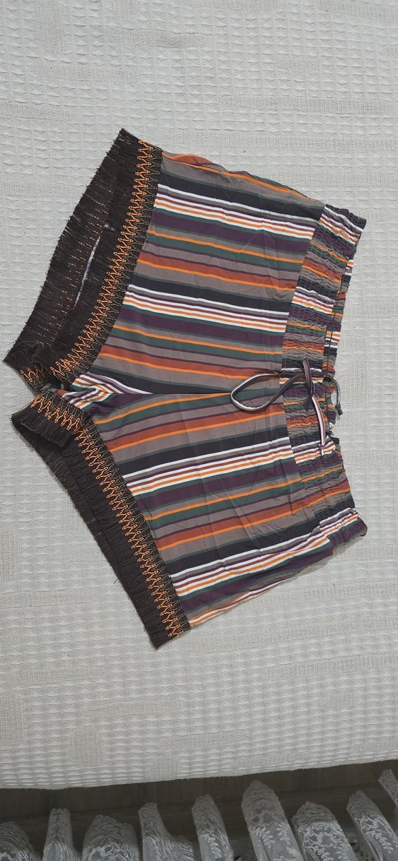 Bohem Çok Renkli Püsküllü deniz Şortu - Görsel 3