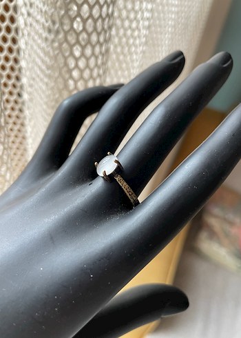 Minimalist Beyaz Boncuklu Kadın Yüzük - Görsel 2