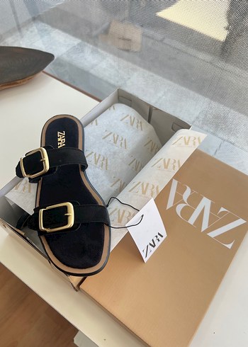 Zara Siyah Suet Cift Tokali Sandalet
