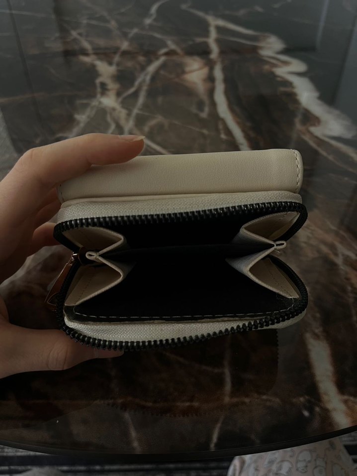 Bej Deri Fermuarlı Kadın Cüzdanı - Görsel 4
