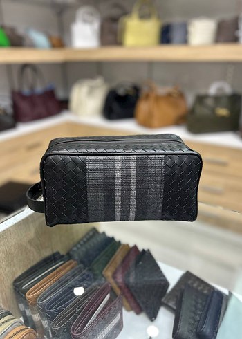 Bottega Veneta Gri Erkek Bel Cantasi Fermuarli Yilan Desenli