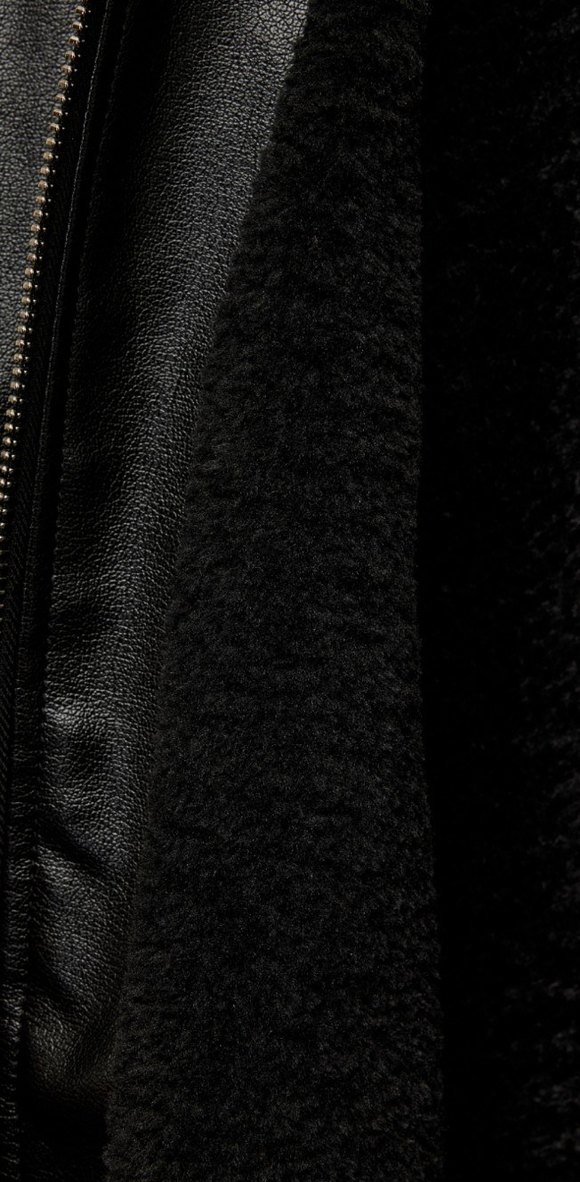 KOTON Siyah Kürklü Suni Deri Ceket - Görsel 4