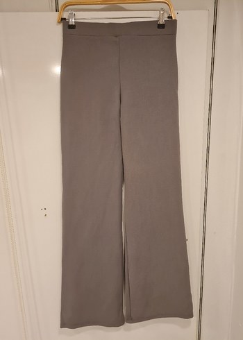 Diğer Düz Kesim Pilili Kadın Kumaş Pantolon