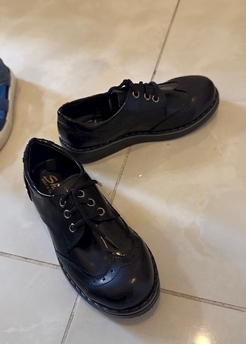 Erkek Çocuk Siyah Rugan Kemerli Ayakkabı - Görsel 5