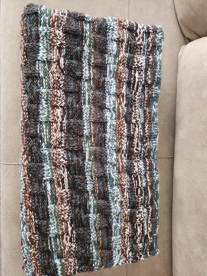 Çok Renkli Batik Desenli Battaniye - Görsel 2