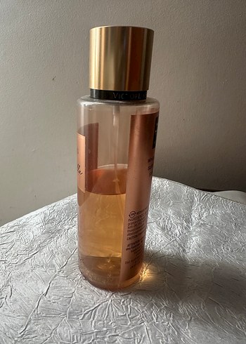 Victoria s Secret Victoria's Secret Bare Vanilla Body Mist