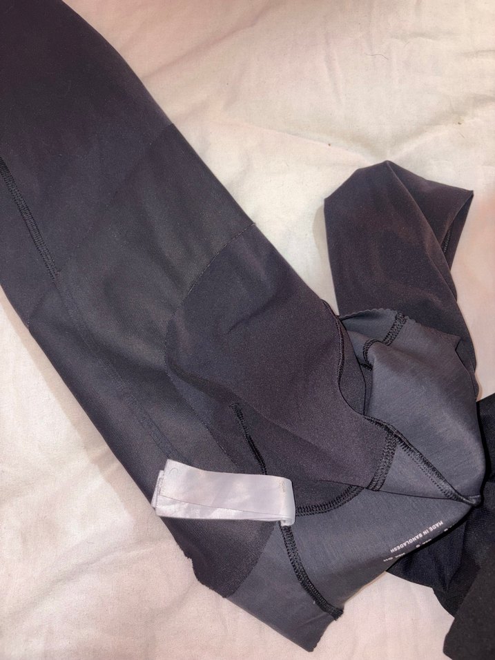 Siyah Kadın oysho tayt kalça kaldırma özellikli - Görsel 3