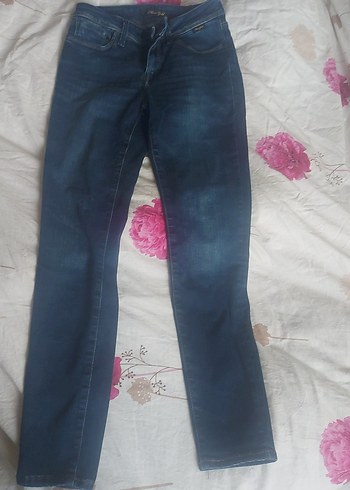 Koyu Mavi Kadın Slim Fit Kot Pantolon